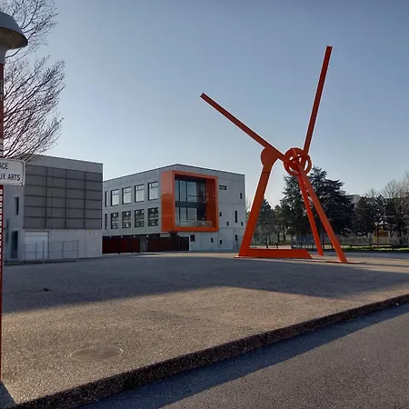 Hyper Centre De - N32 Apartman *