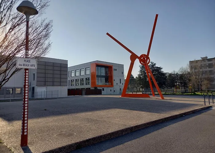 Hyper Centre De - N32 Apartman *